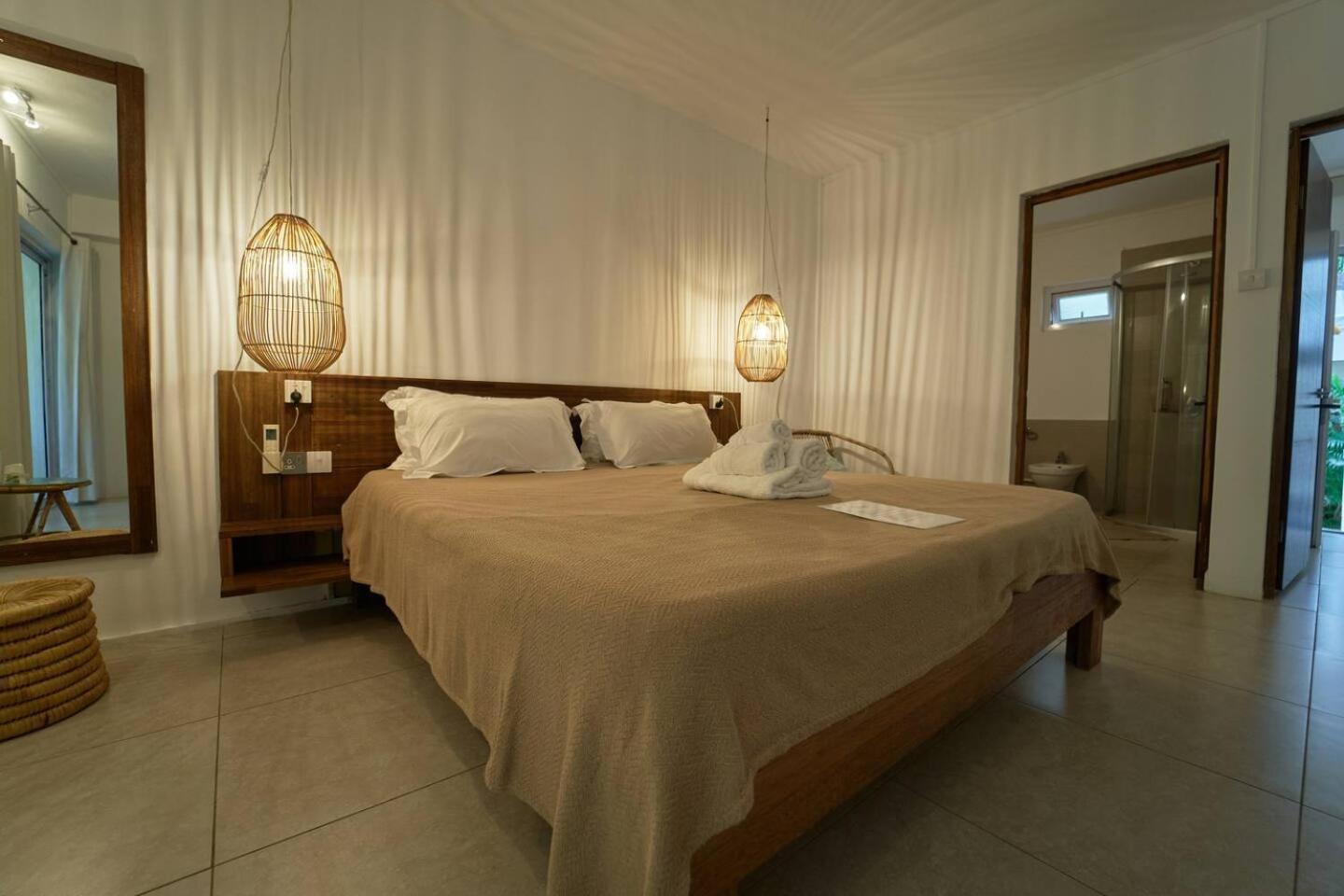 Loukaz -Entire Rental Units W Panoramic Rooftop Coteau Raffin Экстерьер фото